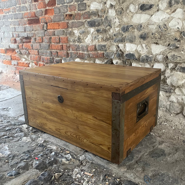 Vintage Pine Blanket Box