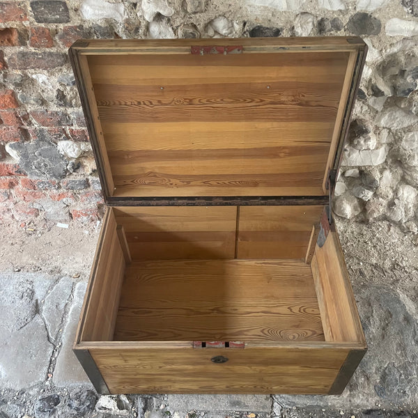 Vintage Pine Blanket Box