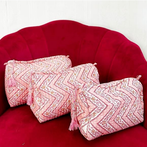 Quilted Washbag - Pink Floral ZigZag